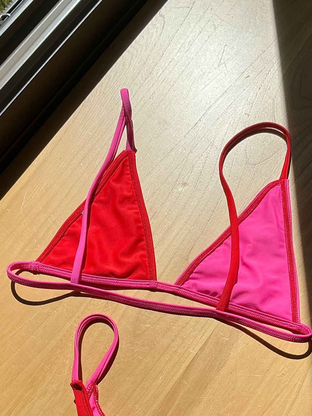 Minimale Animale Pink & Red Colorblock Triangle Bikini saint tropez thong bikini - Picture 6 of 7